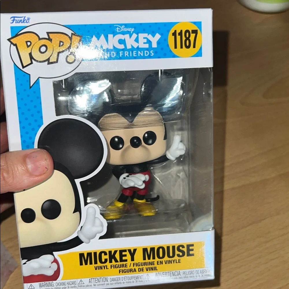 POP mickey and friends - Picture 2 of 3